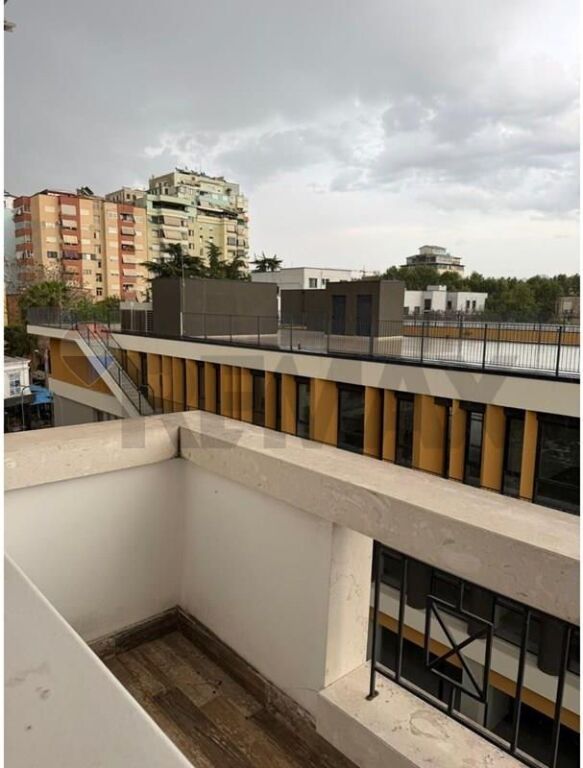 APARTAMENT 1+1 QIRA MYSLYM SHYRI