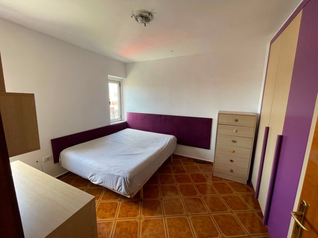 Apartament me qera 2+1 - 📍Rruga Ferit Xhajko, prane Dispancerise