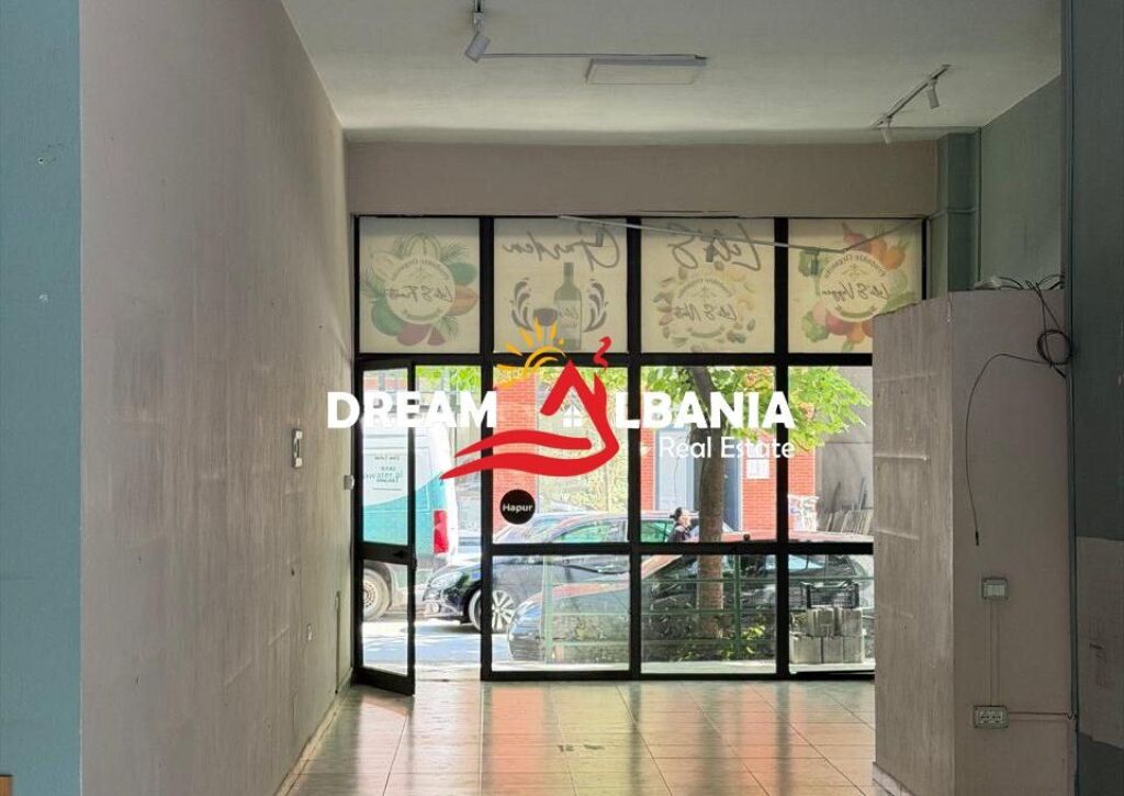 Jepet me Qira Dyqan 82 m² – Rruga Jorgo Plaku, pranë The Pearl Lounge (42711183)