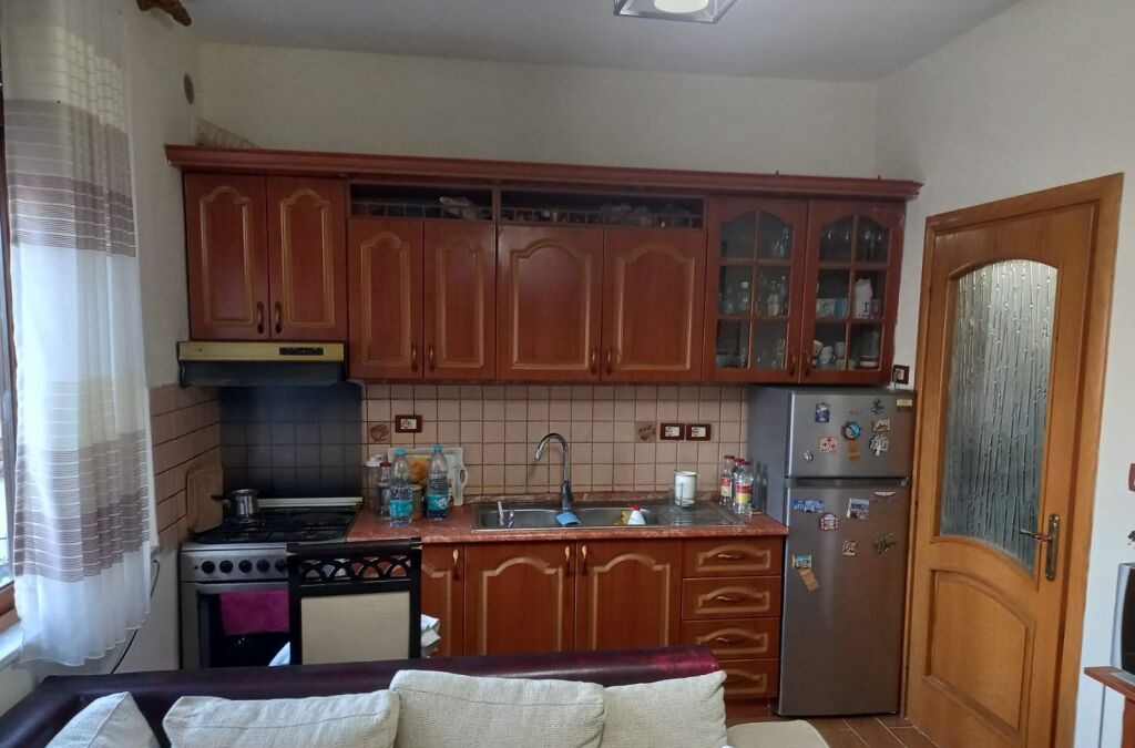 Qera | Apartament 1 + 1 | Kombinat | 360 €/muaj