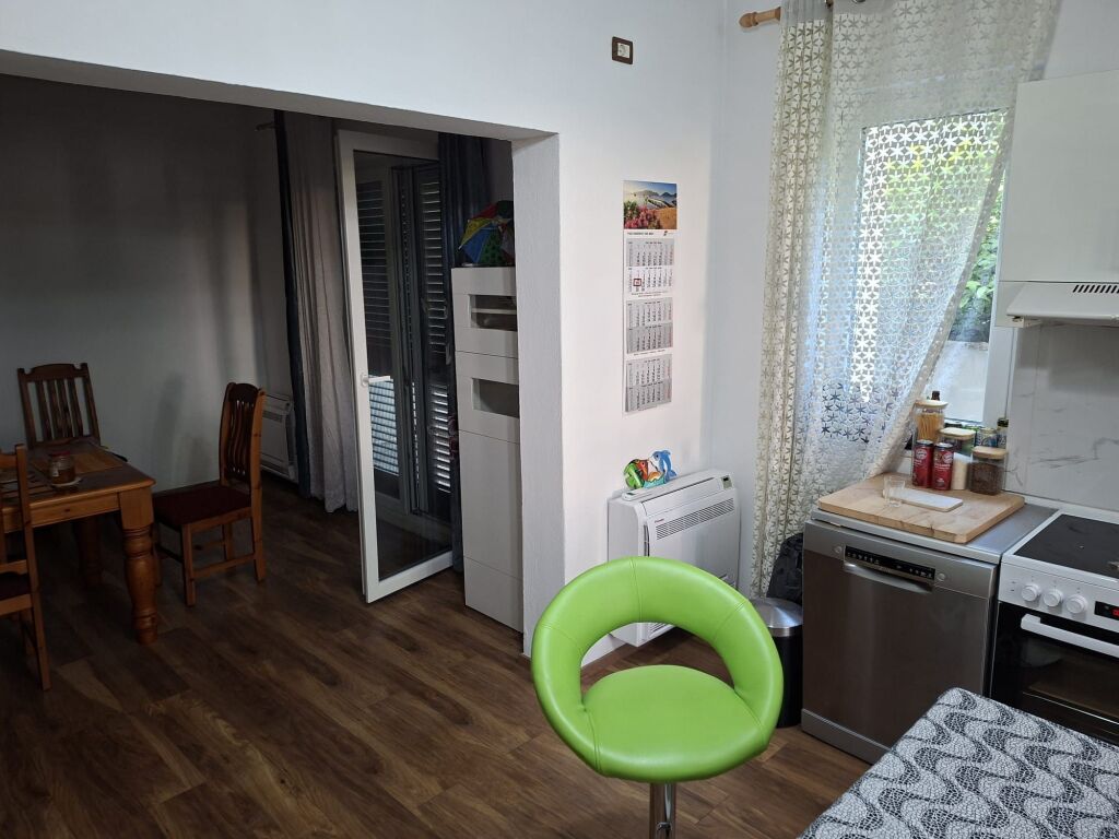 Qera | Vilë 6 + 1 | Selitë | 2200 €/muaj
