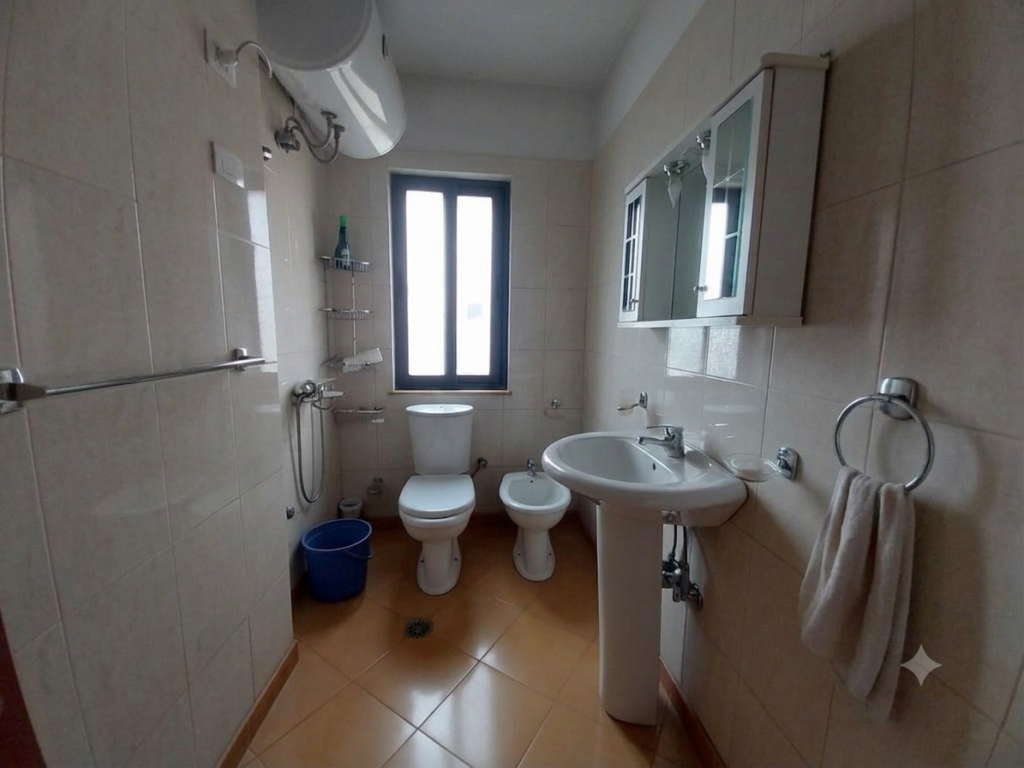 Qera,Apartament 1+1 , Siri Kodra.