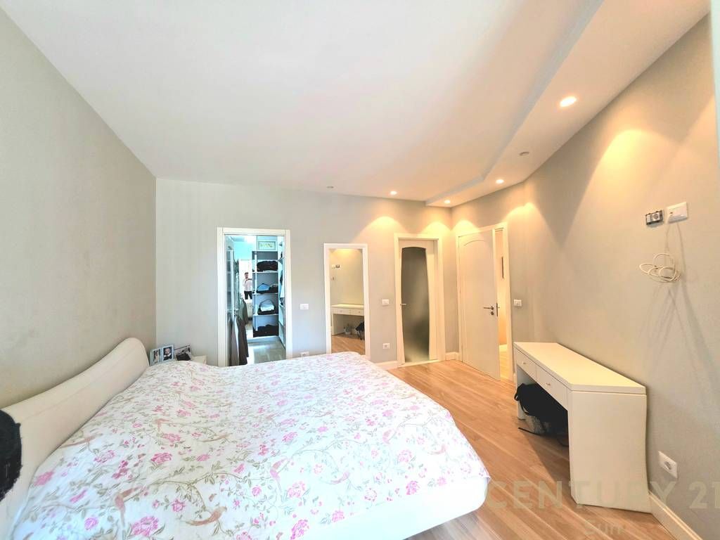 DUPLEX/PENTHOUSE FOR SALE NEAR THE ARTIFICIAL LAKE