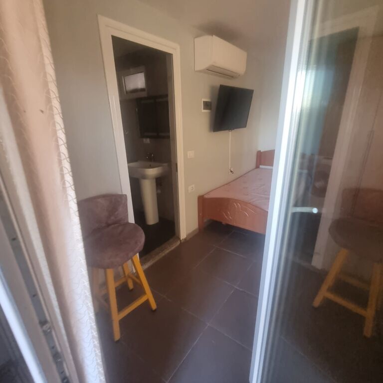 🏡 Jepet me Qira Garsoniere – Rruga Mine Peza
