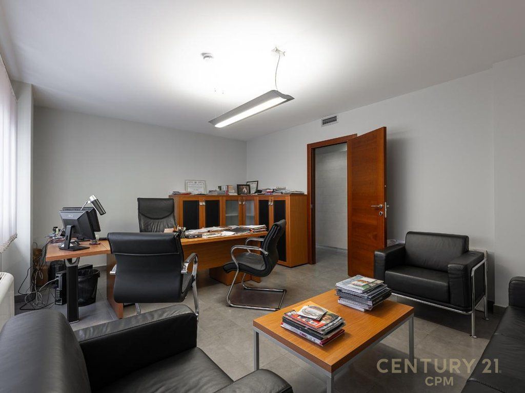 WE SELL OFFICE SPACE ON NDRE MJEDA STREET!