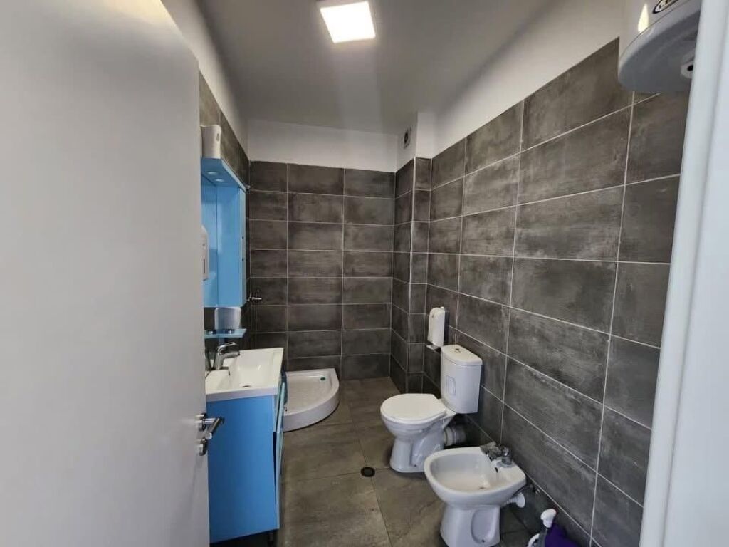 Rent | Ambjent Biznesi | Stadiumi Dinamo | 800 €/month