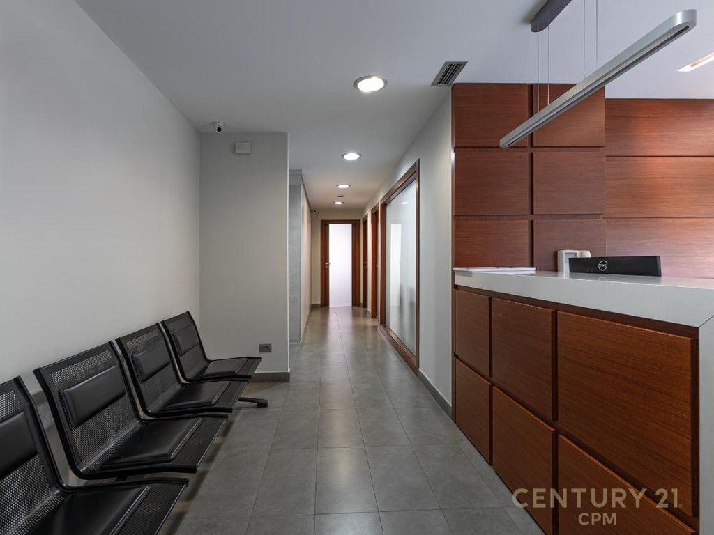 WE SELL OFFICE SPACE ON NDRE MJEDA STREET!