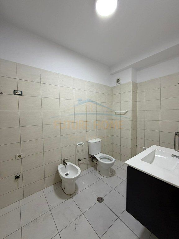 Shitet, Apartament 1+1, Unaza e Re. UNA67113
