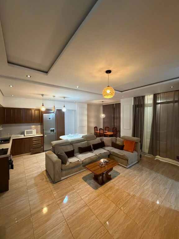 Apartament 2+1 Astir Kompleksi Fratar