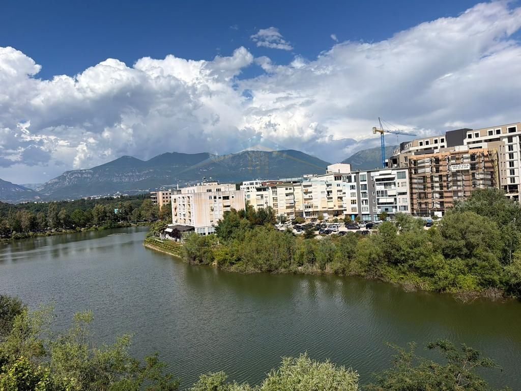 Shitet, Apartament 2+1+2, Liqeni i Thatë,Tiranë