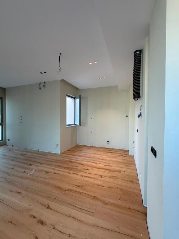 🏡 APPARTAMENTO 2+1 IN AFFITTO A GREEN VALLEY  📍 Green Valley, Tirana