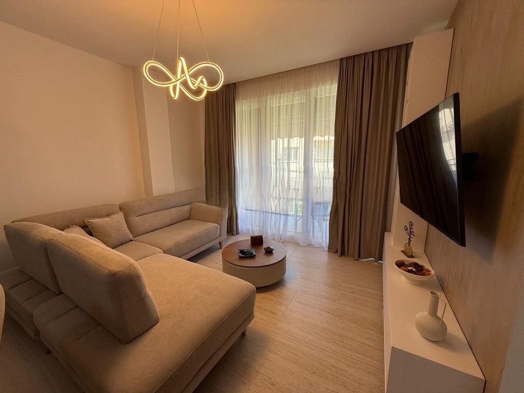 APARTAMENT 3+1+2+POST PARKIMI ME QIRA, "FOREST RESIDENCE", LIQENI I THATE!