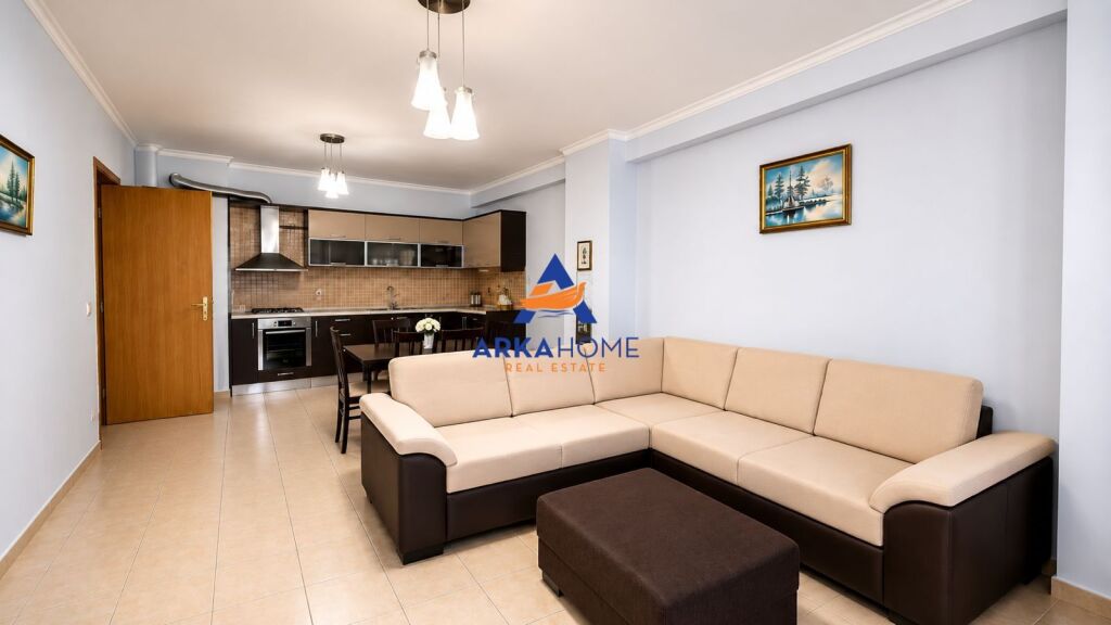 VENDESI APPARTAMENTO 2+1+BALCONE "OSLO BAR, ASTIR" 165.000 EURO