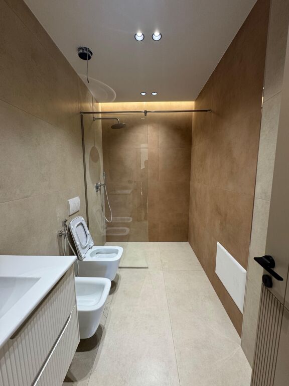 Jepet apartament me qera 1+1 Vollga