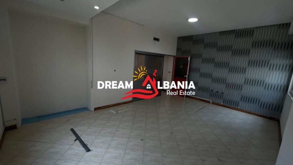 Shitet Apartament te Mine Peza prane Prokuroris  3+1 (ID4131506)
