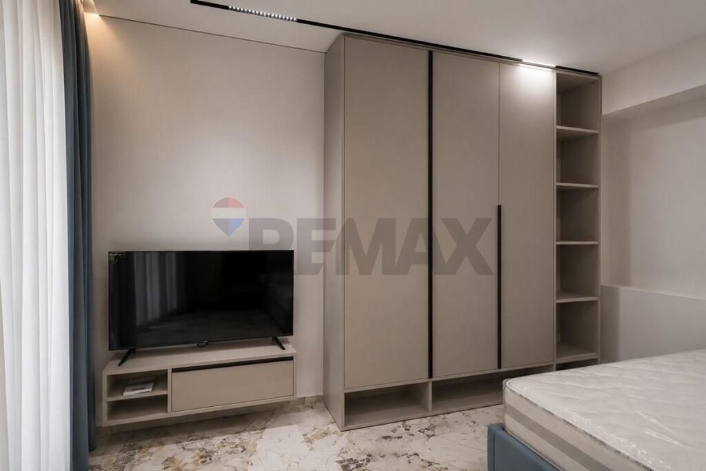 2 Studios for sale ,M.Shyri