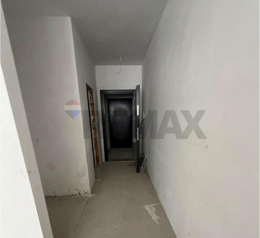 Shitet Apartament 2+1 . Paskuqan