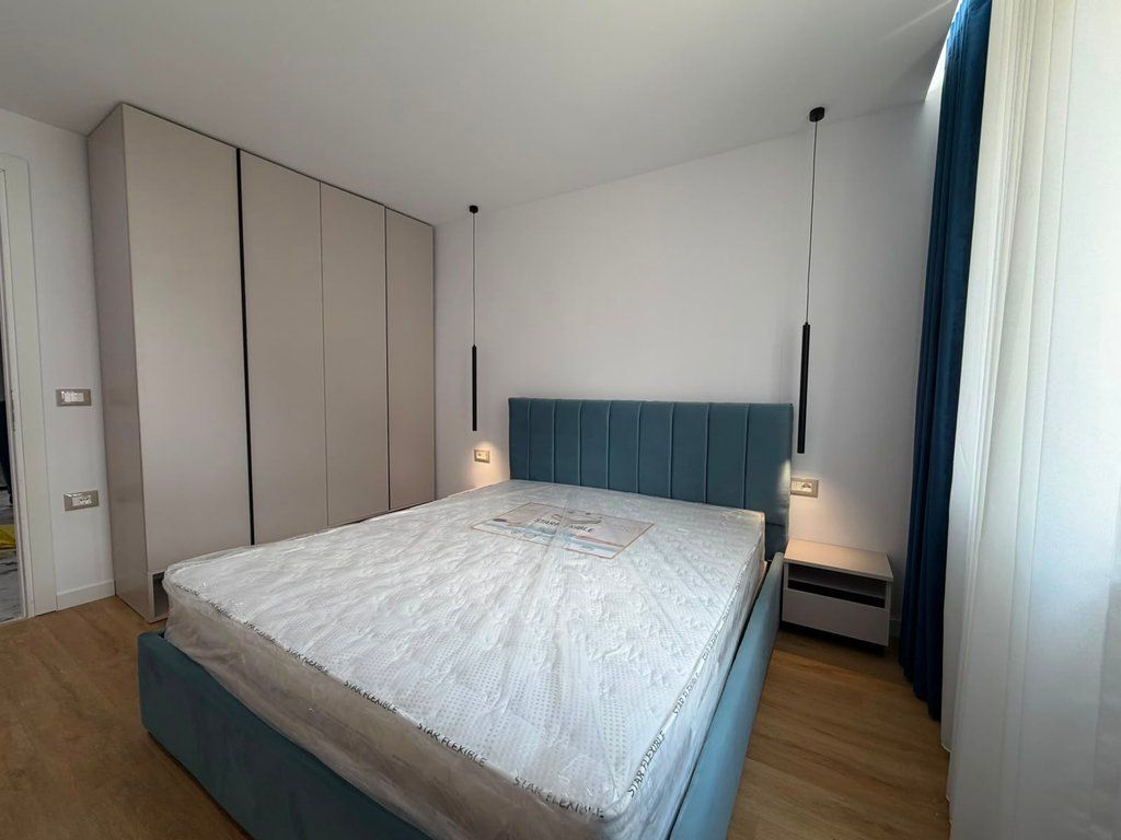Shkolla e Baletit, apartament 1+1 me qira!