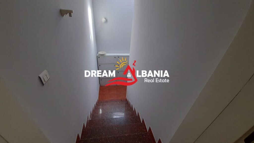 Shitet apartament 1+1 ne Bllok prane BKT bank(ID 4119134)
