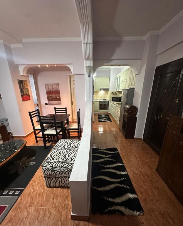 Qera | Apartament 2 + 1 | Rruga e Durrësit | 550 €/muaj