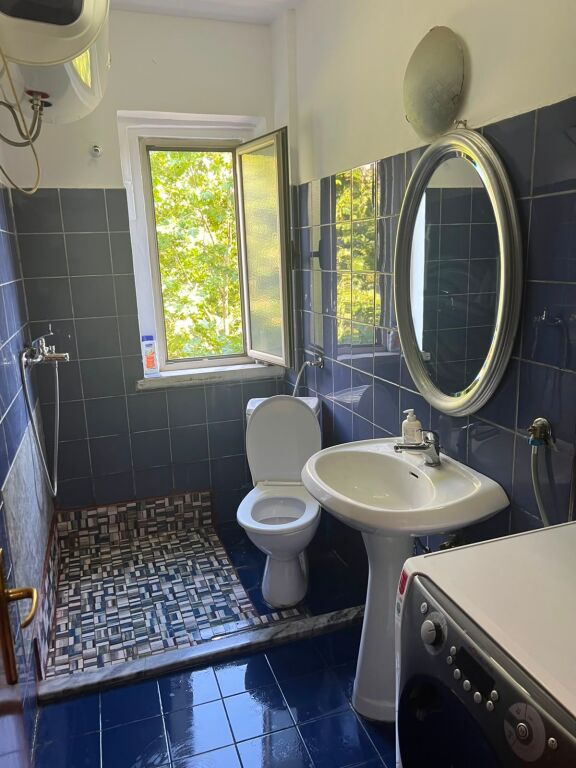 Apartament me qera 2+1 - 📍Rruga Ferit Xhajko, prane Dispancerise