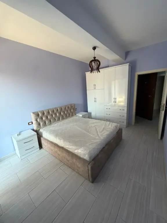 Qera | Apartament 1 + 1+Ballkon | Rruga Teodor Keko | 500 €/muaj