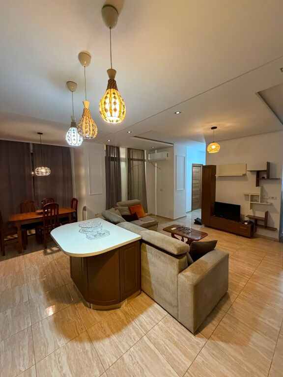Apartament 2+1 Astir Kompleksi Fratar