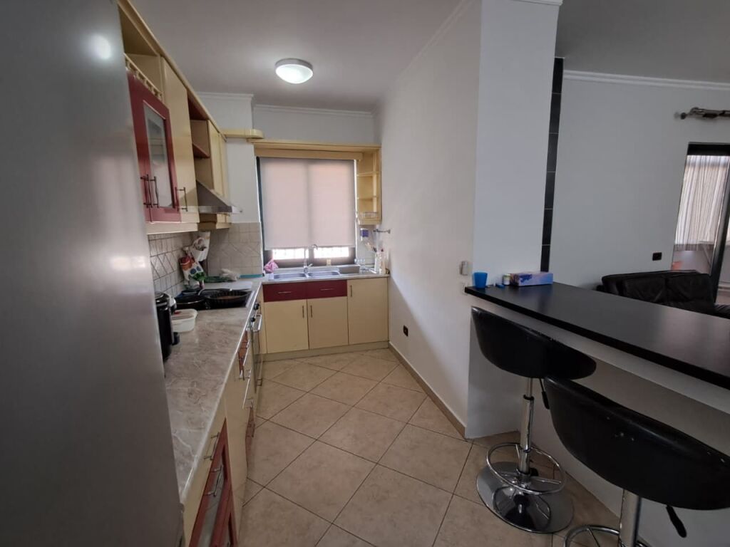 Jepet me qira apartament 2+1 te Markata, Durrës