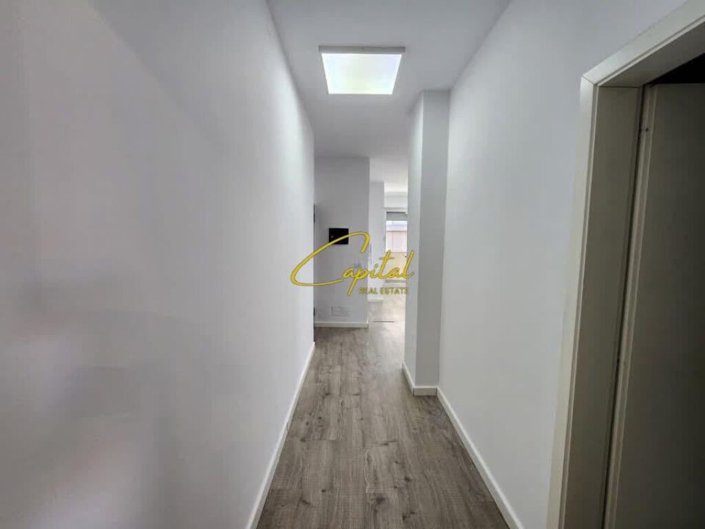 AMBIENT BIZNESI ME QIRA 95 M2 STADIUMI DINAMO 80.000 LEKE