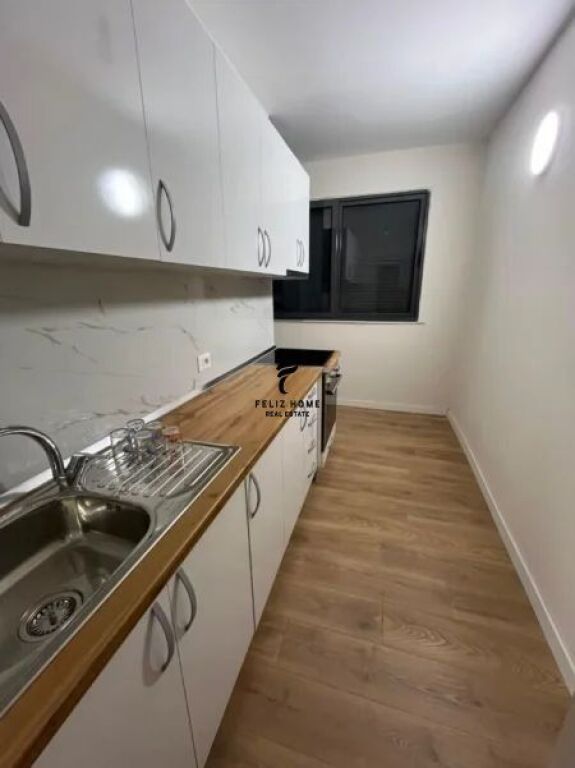 APARTAMENT ME QERA 1+1 LAPRAKE 45.000 LEKE FH-81405