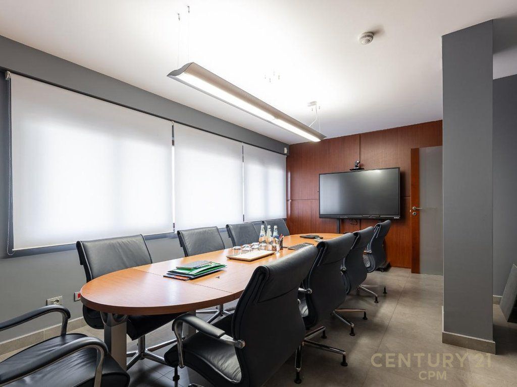 WE SELL OFFICE SPACE ON NDRE MJEDA STREET!