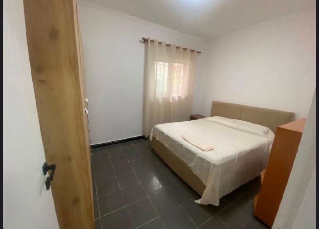 Jepet me Qira Apartament 1+1 – Xhamllik