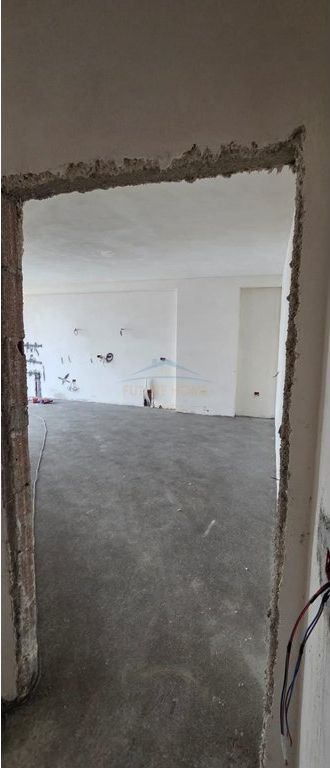 For sale, Apartment 2+1 + 2 Parking Spaces, "Pasho Hysa" Street, Electric Market, Tirana.