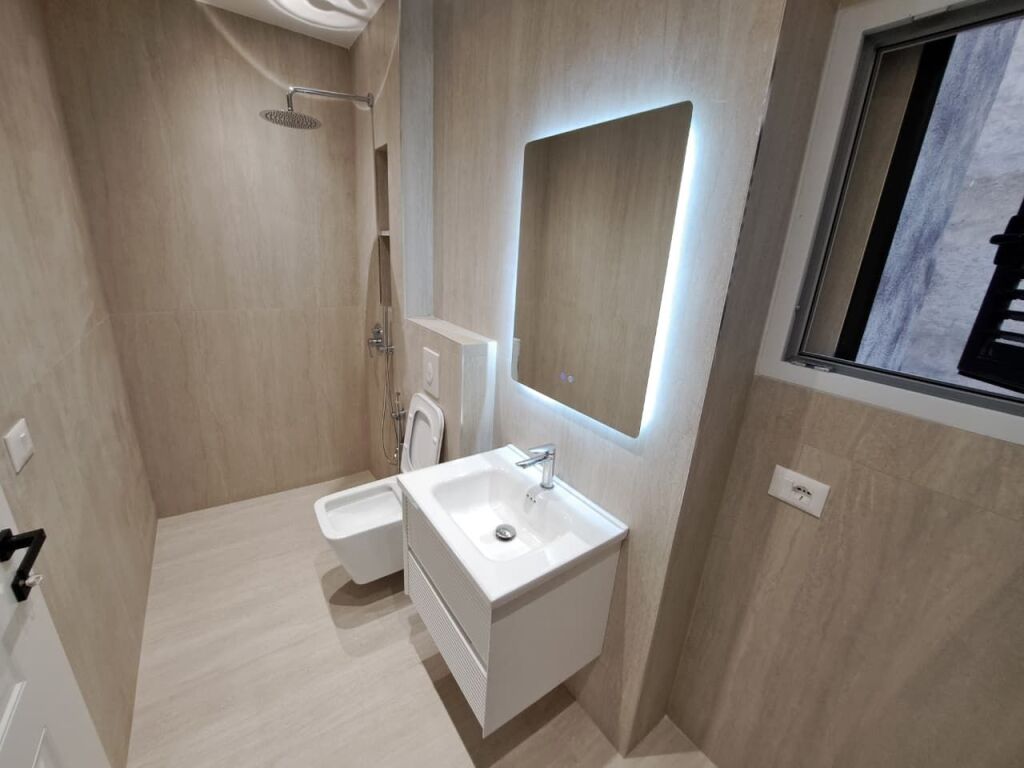 Shitet Apartament 1+1, 21 Dhjetori, Rruga Muhamet Gjollesha (ID 51110001)