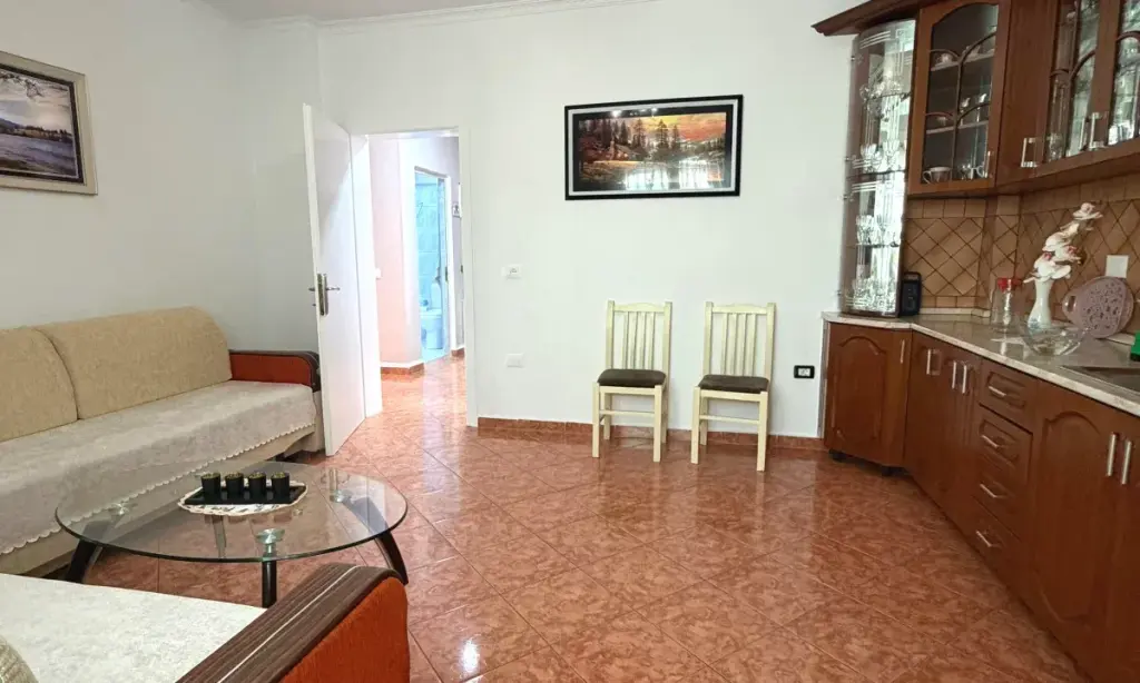 For rent, Apartment 2+1, Opposite Hotel Florida – Beach, Durres