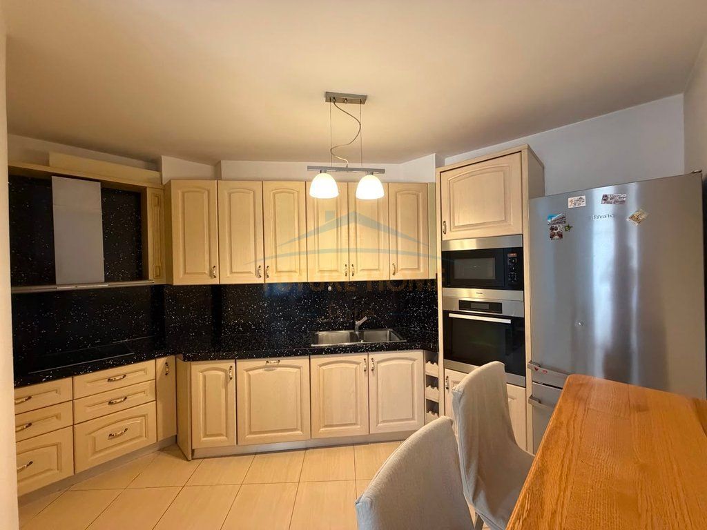 Appartamento 2+1+2+Garage in Vendita, 21 Dhjetori