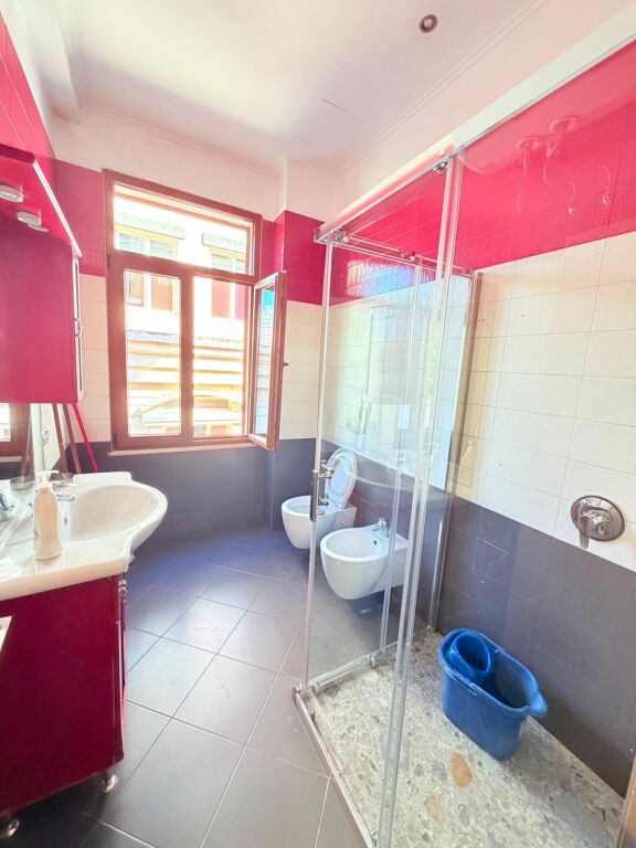 JEPET ME QERA APARTAMENT 3+2 PRANE ALBANIAN COLLEGE, DURRES