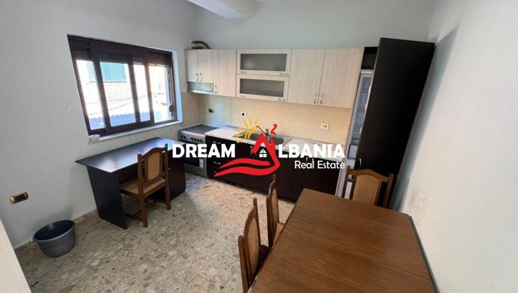 Shitet Apartament 2+1 prane Venuse në Xhamllik, Tiranë  (ID 41212272)