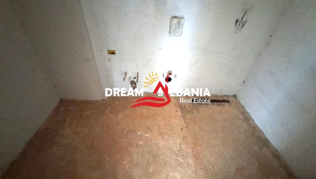 Apartament 2+1 ne shitje tek liqeni I thate prane Radisson Hotel ne Tirane (ID 5121001)