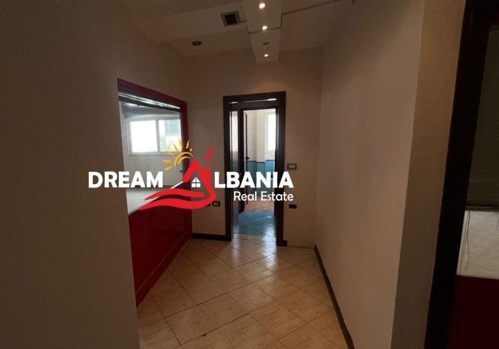 Shitet Apartament te Mine Peza prane Prokuroris  3+1 (ID4131506)
