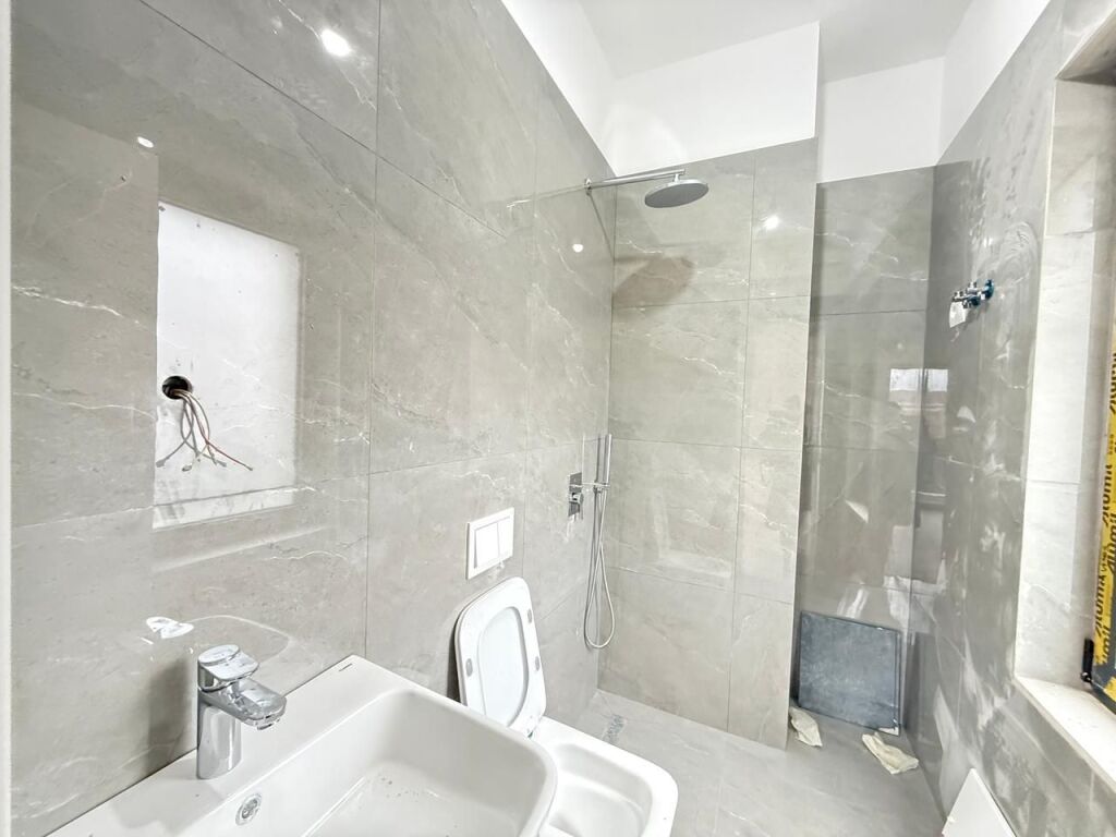 🏢 OFFICE APARTMENT FOR RENT – CENTER, Tirana
