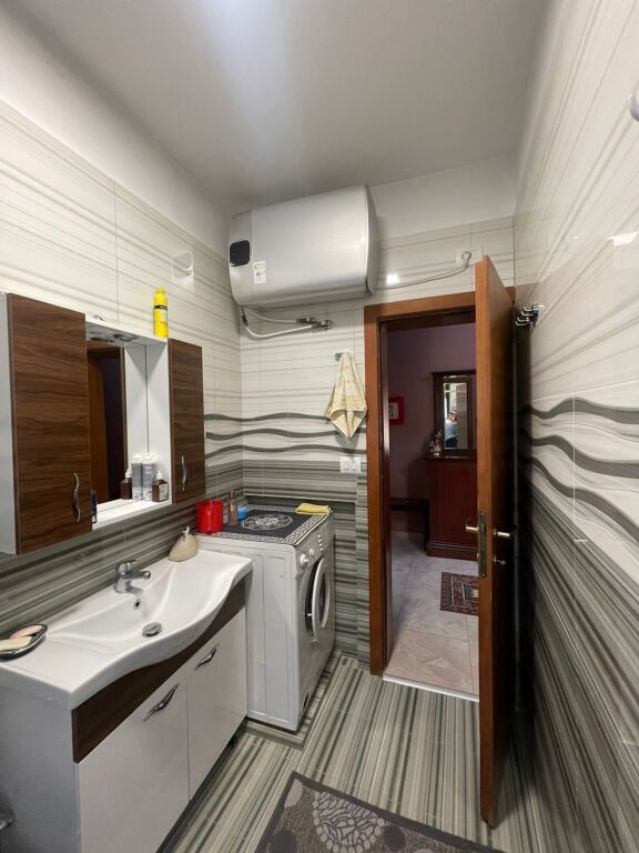 Qera | Apartament 2 + 1 | Stadiumi Dinamo | 700 €/muaj