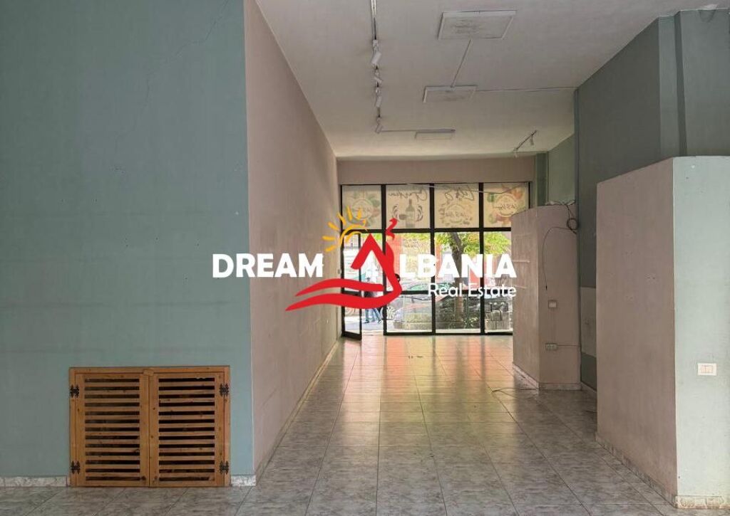 Jepet me Qira Dyqan 82 m² – Rruga Jorgo Plaku, pranë The Pearl Lounge (42711183)