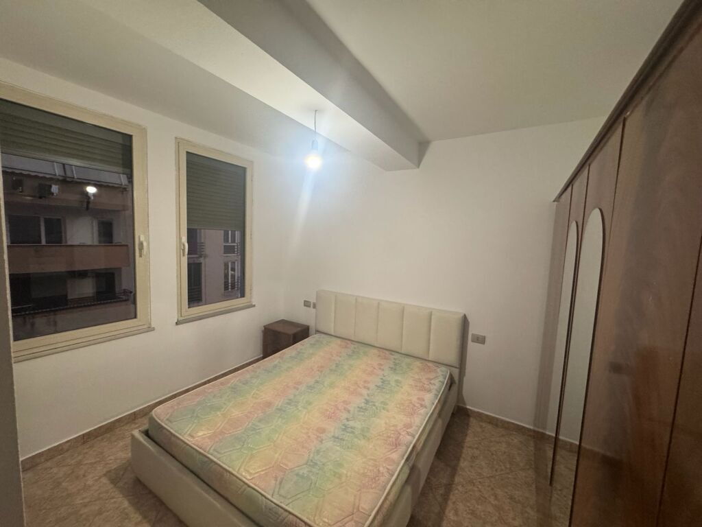 Apartament 2+1 me qira prane Square 21