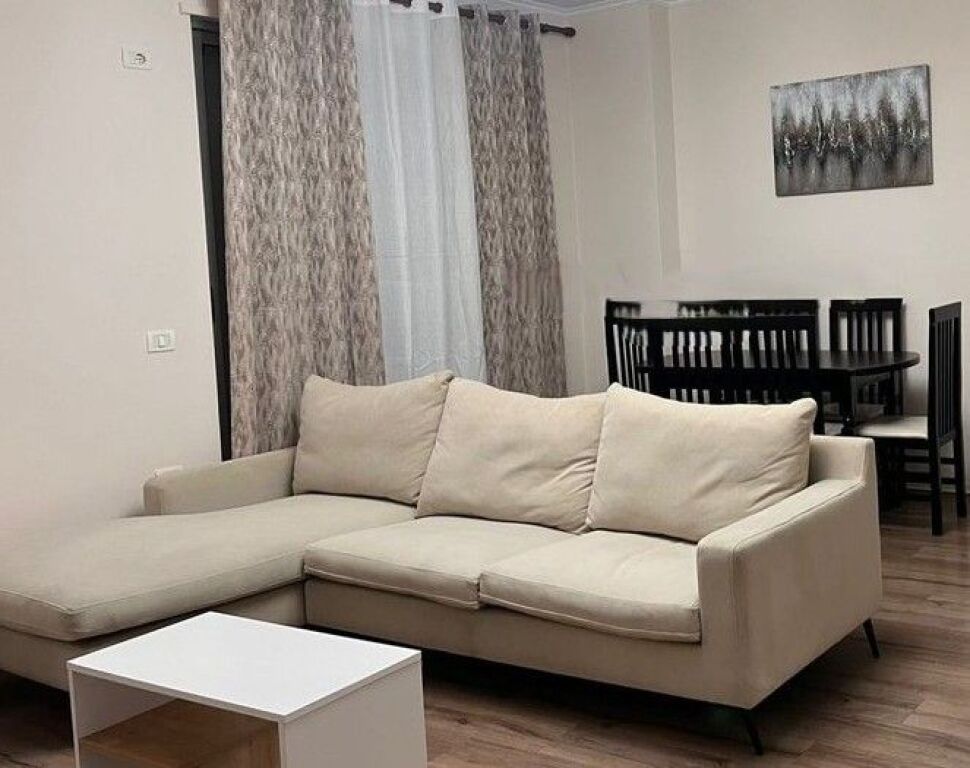AFFITTASI APPARTAMENTO 2+1 A FRESK
