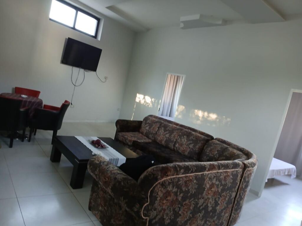 Rent | Shtëpi private 2 + 1 | Yzberisht | 300 €/month