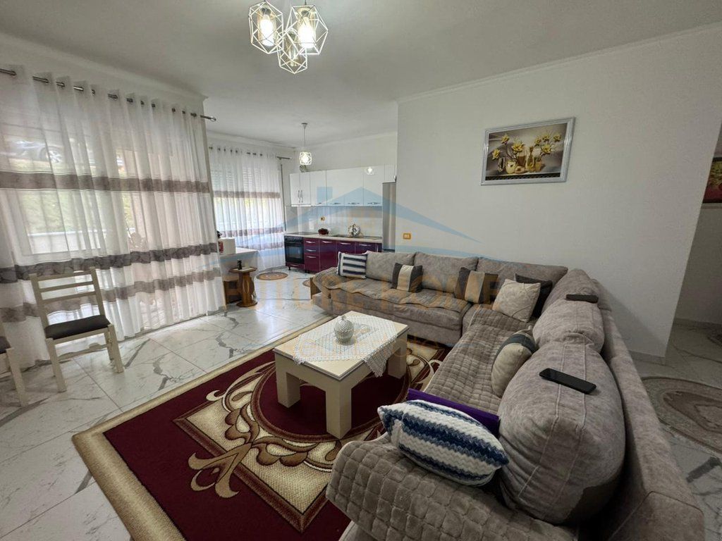 Shitet, Apartament 2+1 , Fresk. Capital66571