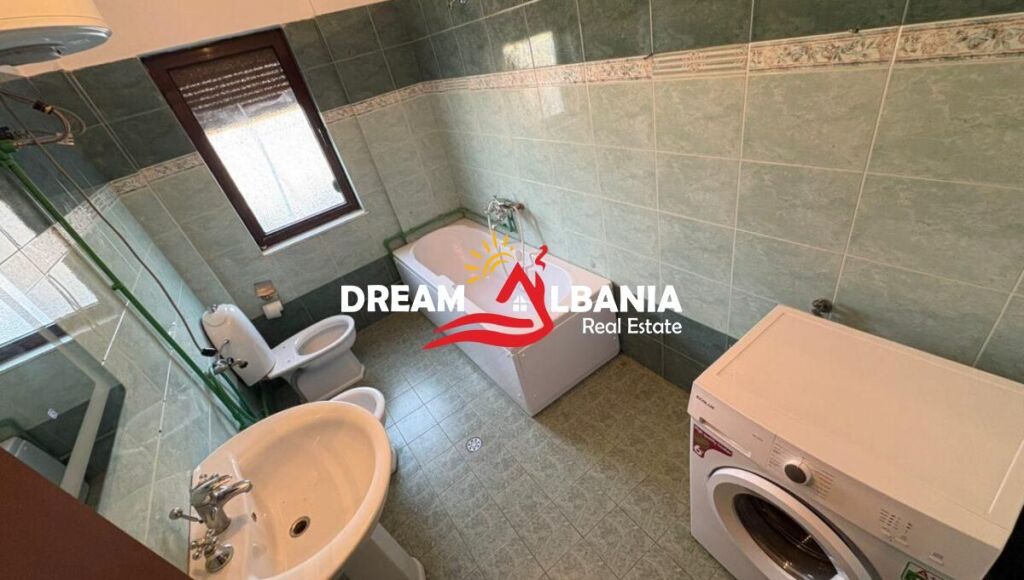 Shitet Apartament 2+1 prane Venuse në Xhamllik, Tiranë  (ID 41212272)