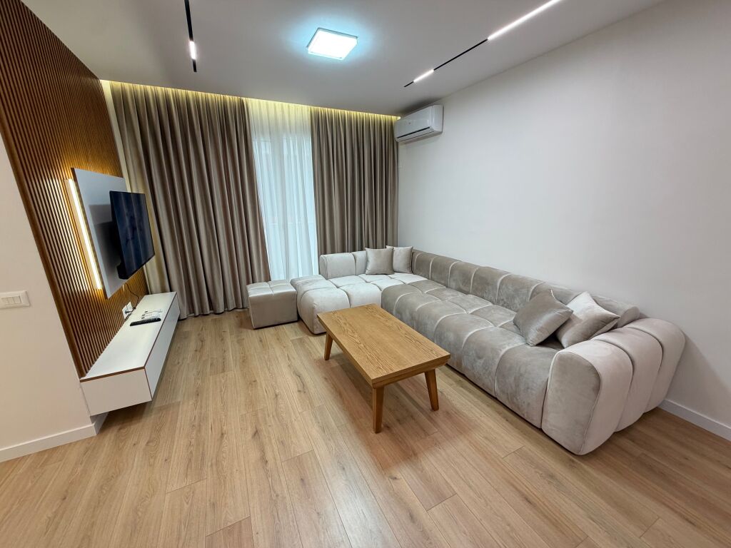 🏡 Shitet Apartament 2+1+2 – Yzberisht, tek KMY  📐 96.6 m² |   💰 Çmim  173 milion leke