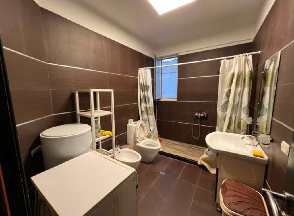 Apartment 1+1, Selvia!